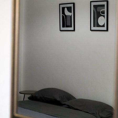 Pink Sand Sea Apartment Adelianos Kampos Eksteriør billede